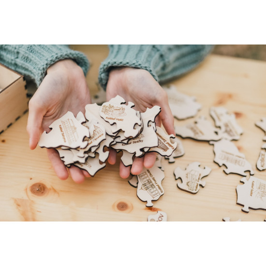 Drevené puzzle vo vrecku OKRESY A OKRESNÉ MESTÁ